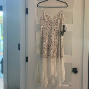 NWT Lulus White Lace Dress